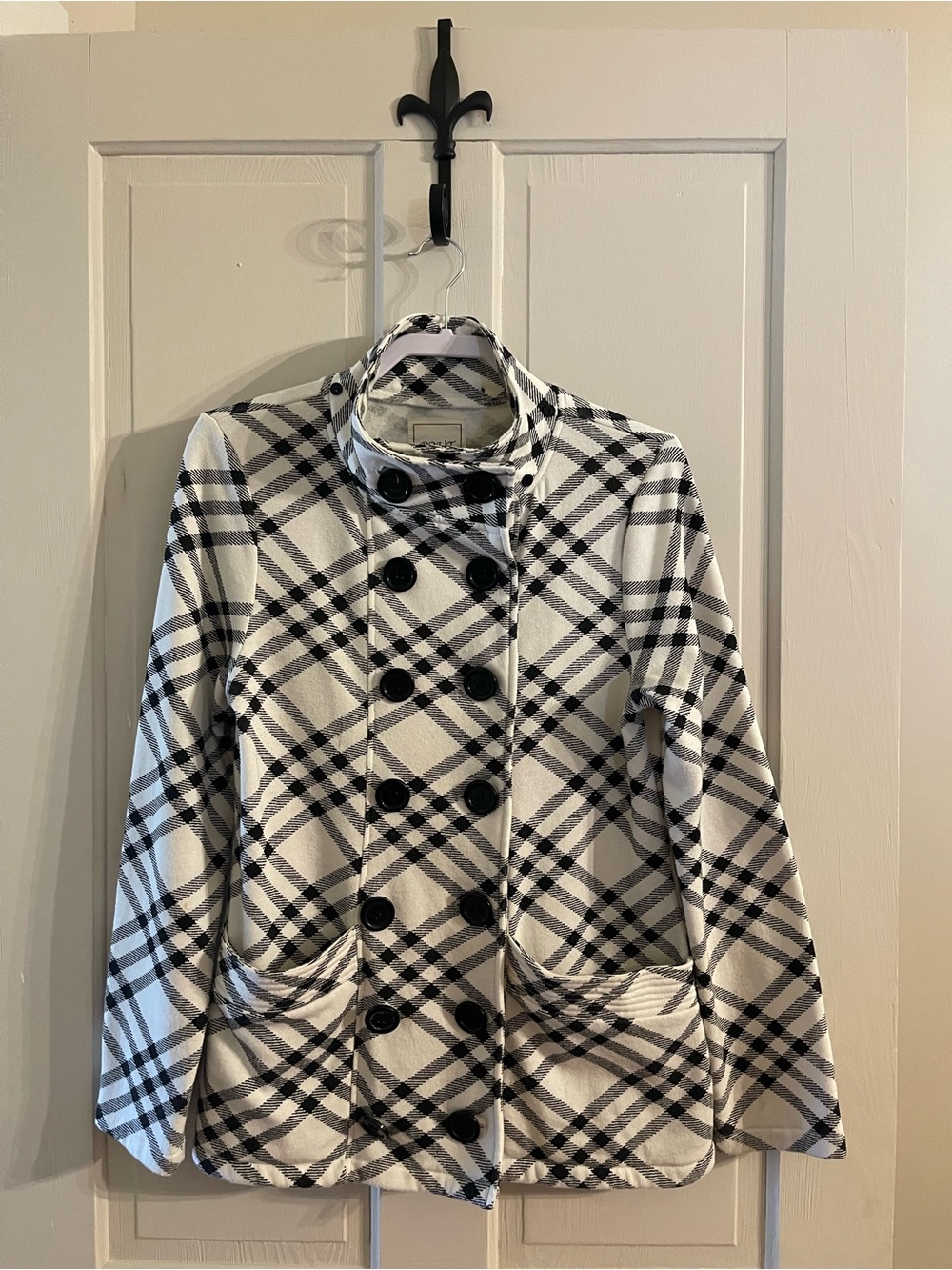 Pout peacoat black and white plaid, size Large